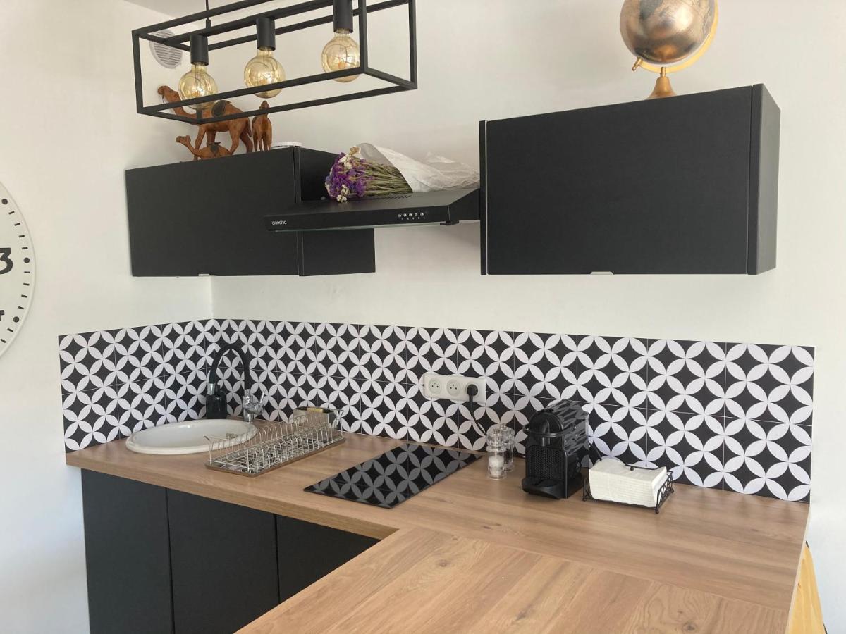 Appartement Deux Pieces , Climatise, Terrase, Cavalaire Dış mekan fotoğraf